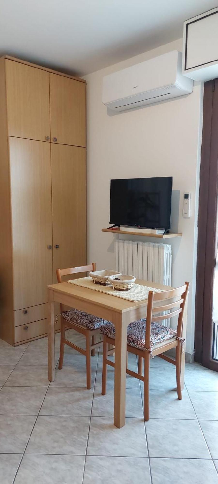 Deliziosa Casa Mignon Appartement Luisago Buitenkant foto
